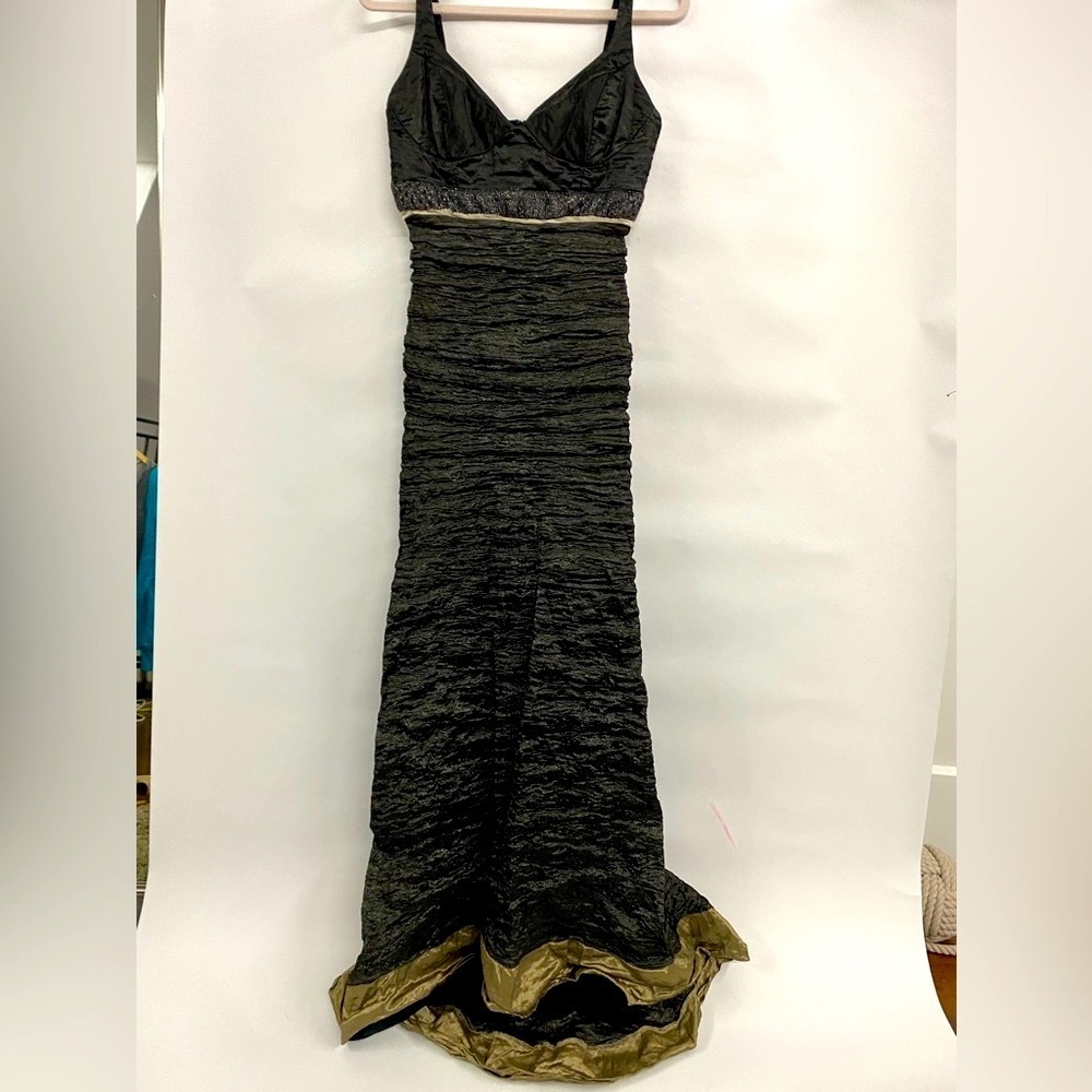 Nicole Miller Collection Gown